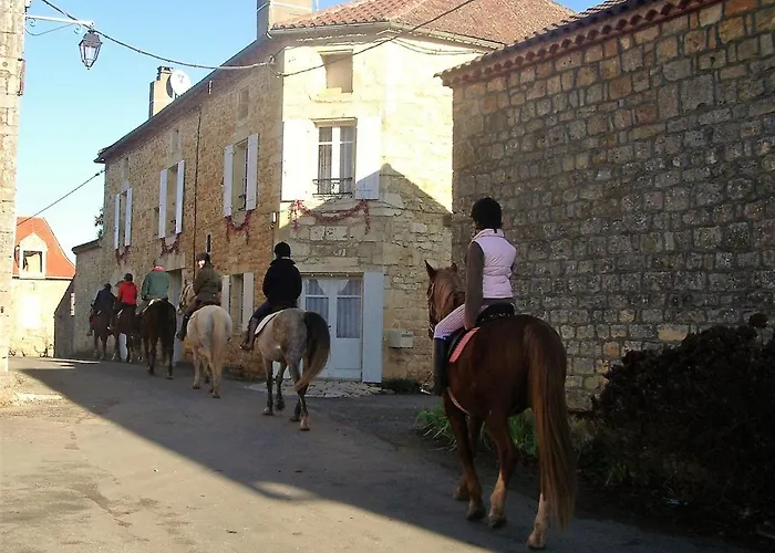 Ancient Stone Barn Luxury Renovation Apartment *